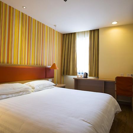 Home Inn Shanghai Hongqiao Terminal Jinshajiang Road Changfeng Kültér fotó
