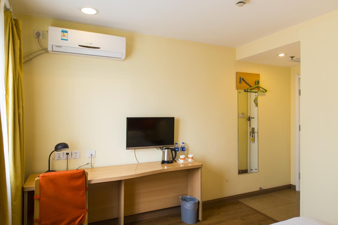 Home Inn Shanghai Hongqiao Terminal Jinshajiang Road Changfeng Kültér fotó